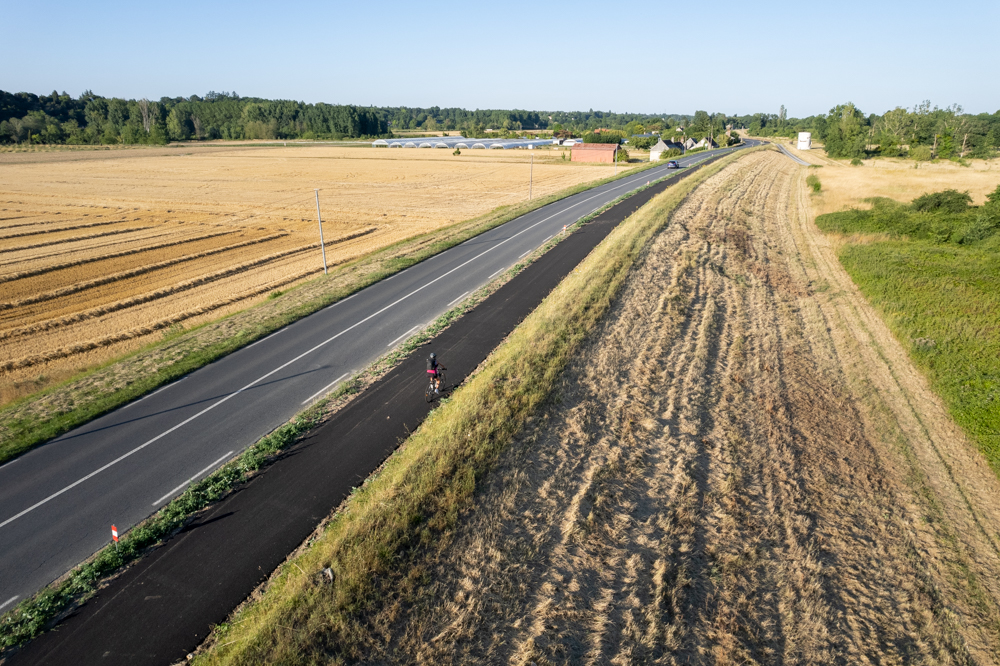 Voie verte sur la levée de la Loire (M952) entre le lieu-dit « Port Foucault » à Fondettes et l’avenue de l’Europe à Luynes